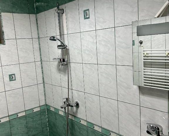 663838488